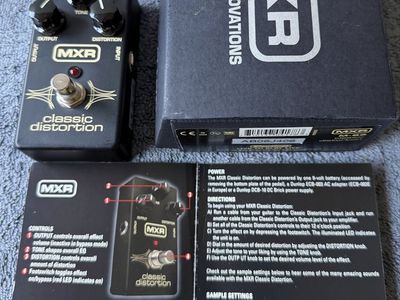 MXR Classic Distortion Guitar Effects Pedal - New with Box and Manual