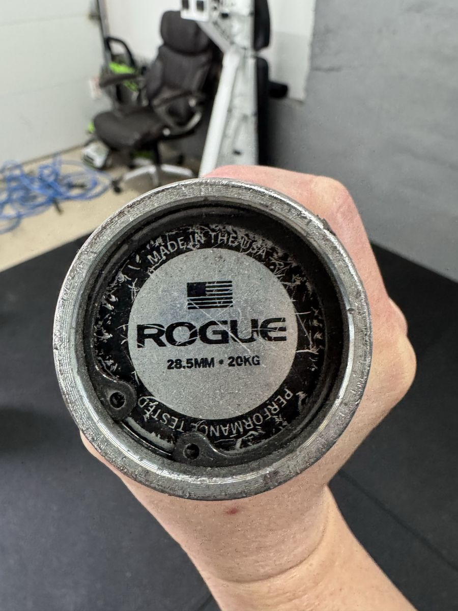 Rogue Fitness 20kg 28.5mm Olympic Barbell - Used