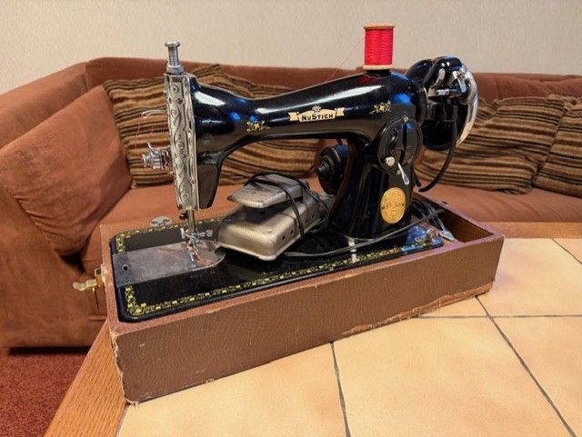 Saturday 4/25 Estate Sale in Sugarhouse!  826 E. Emerson Avenue 8am - 3pm