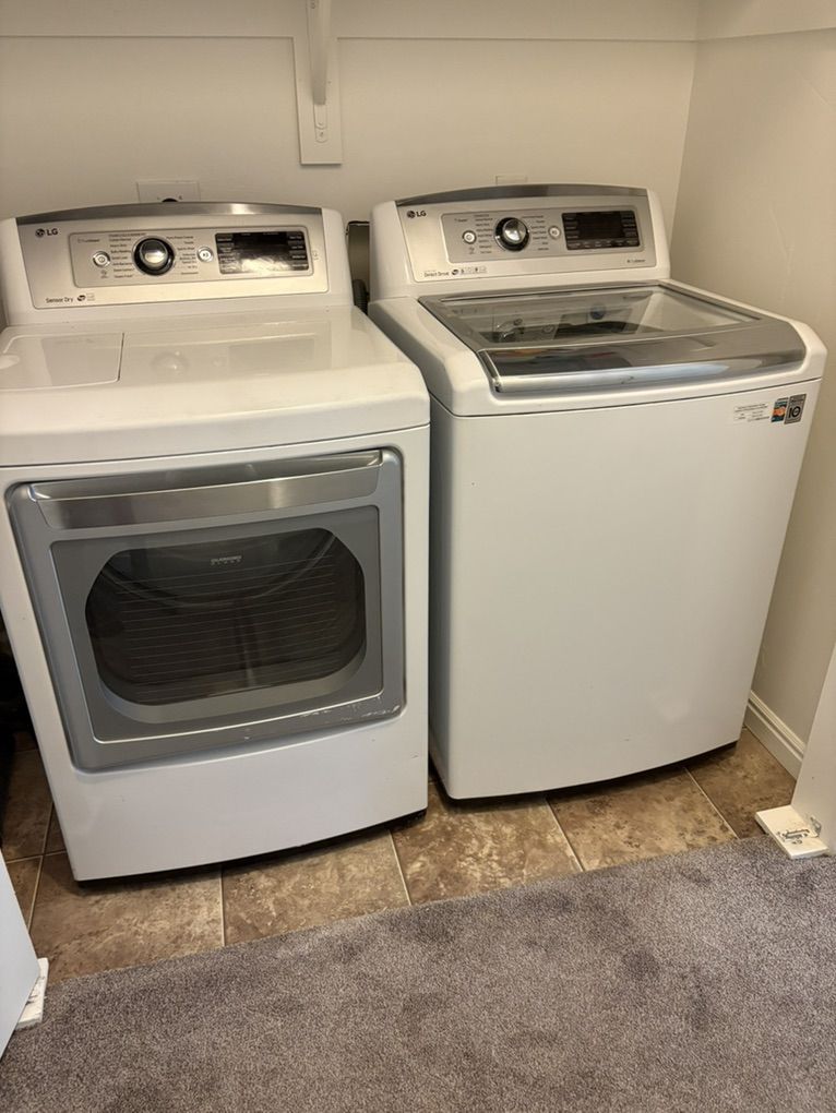 LG Washer & Dryer Set