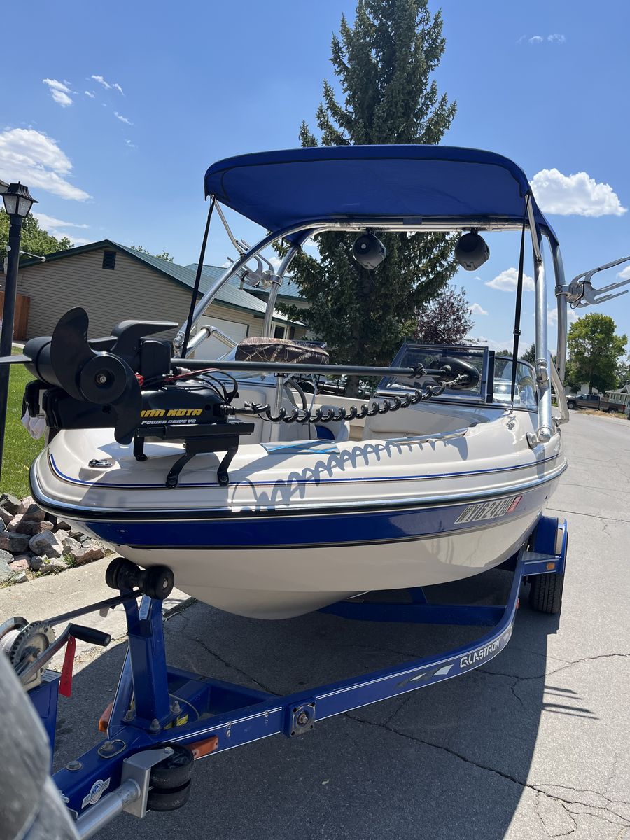 2003 Glastron GX 185