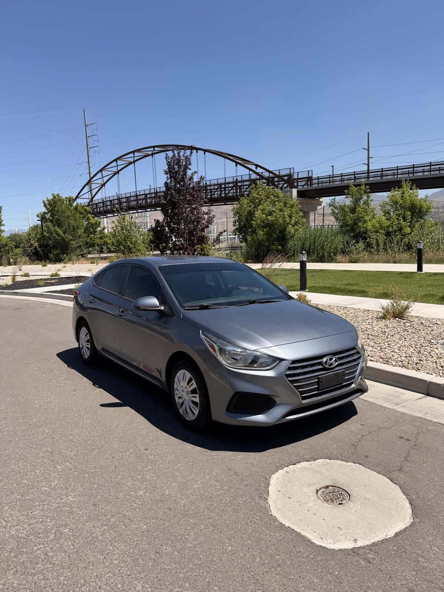 2019 Hyundai Accent SE