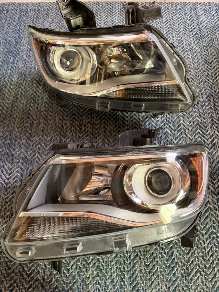 15-22 Chevy Colorado Headlights