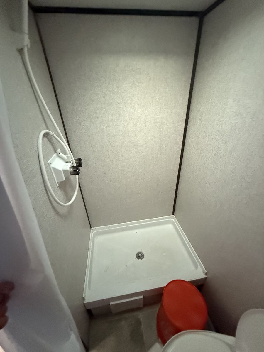 Main image 8