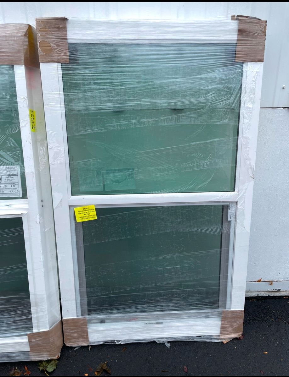 2-3ft x 5ft White Vinyl single hung windows