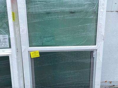 2-3ft x 5ft White Vinyl single hung windows