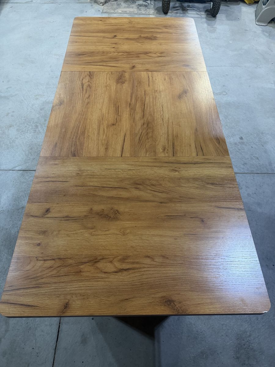 Wood Grain Dining Table