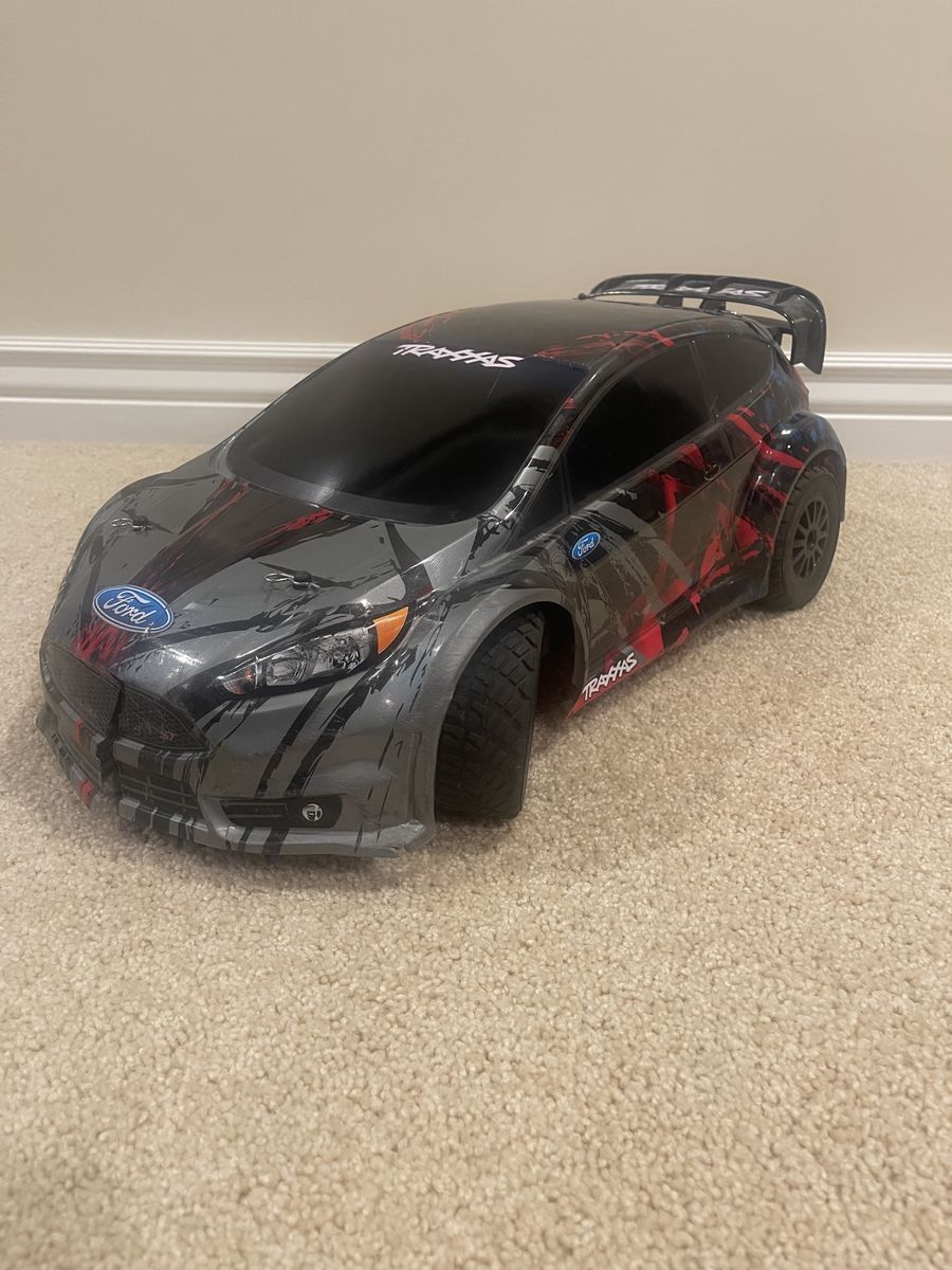 TRAXXAS RALLY RC CAR