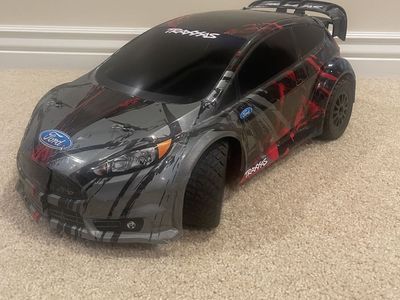 TRAXXAS RALLY RC CAR
