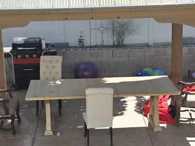 Outdoor table $25!!!