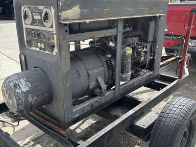 Lincoln SA-250 Welder