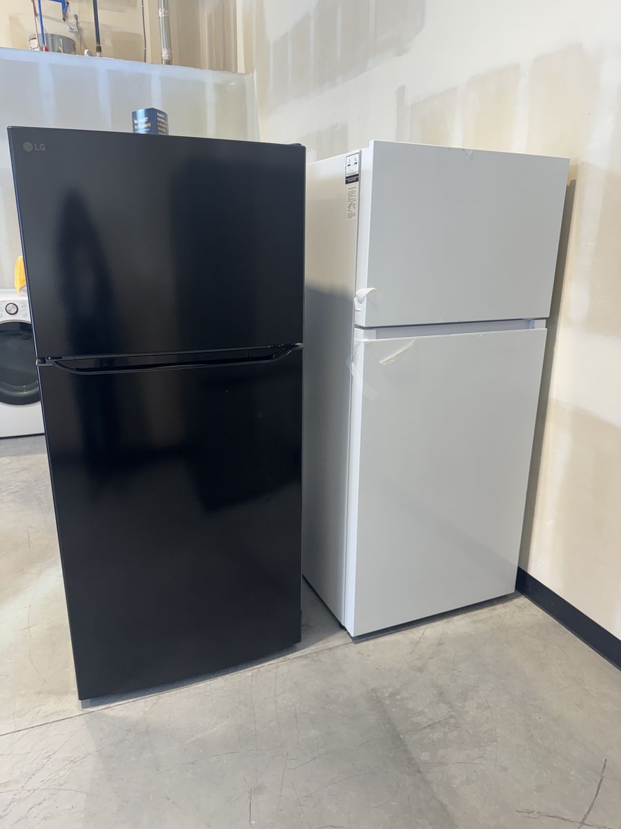 New Top Freezer 18 Cuft And 20cuft Refrigerators