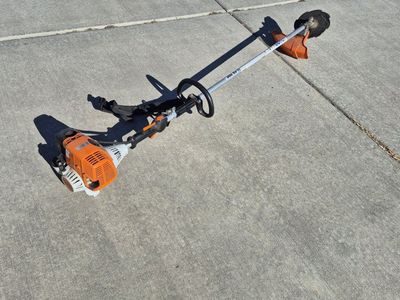 Stihl FS 110 R Professional Gas String Trimmer Edger Brush Cutter Power Head