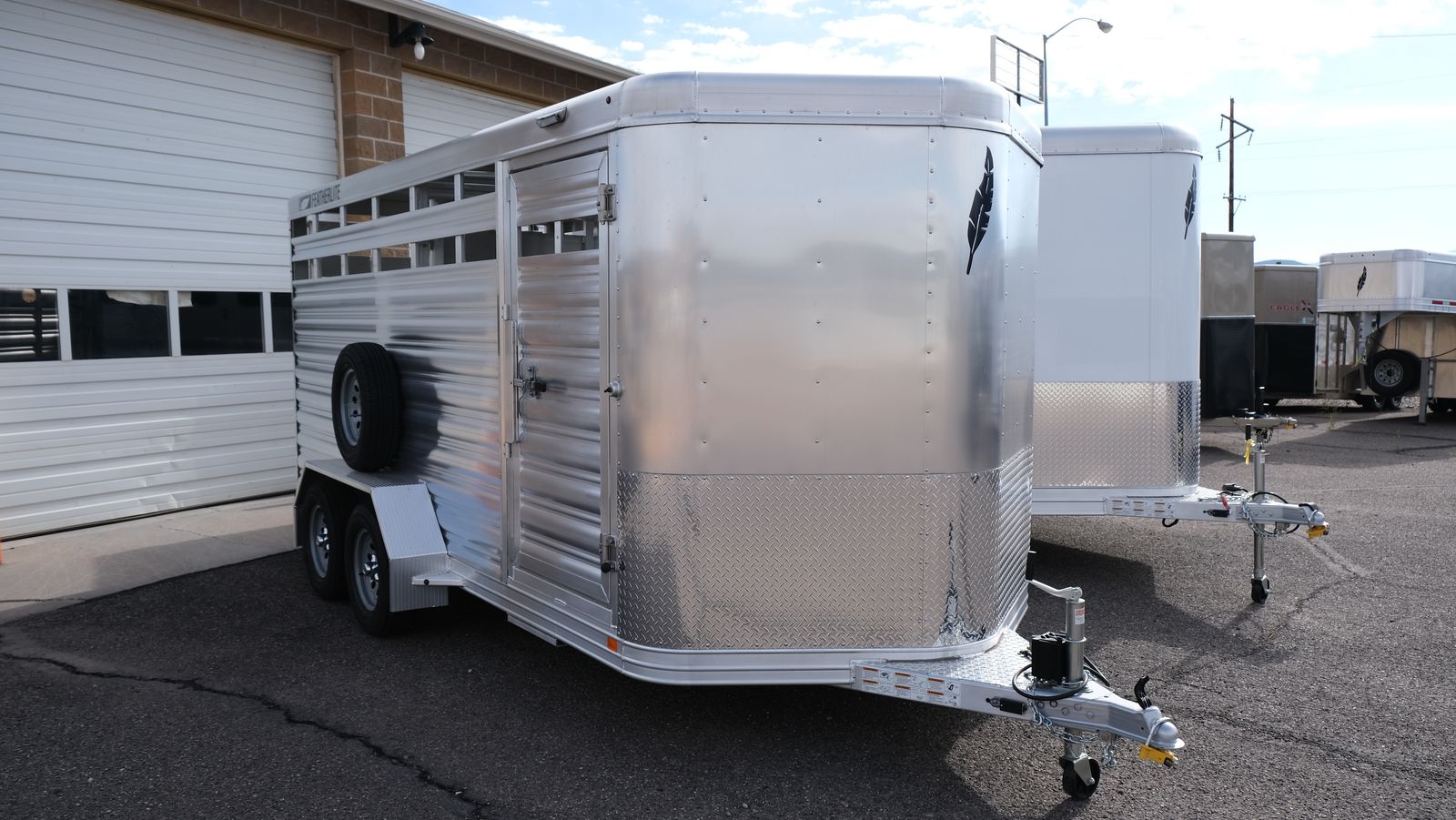 2026 FEATHERLITE 8107 OPEN STOCK 16' BUMPER PULL STOCK TRAILER