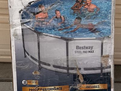 NEW Bestway Steel Pro MAX 15’ x 48” Above Ground Pool Set