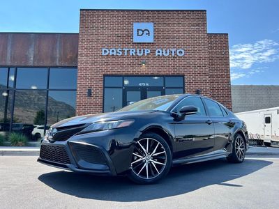 2023 Toyota Camry Hybrid SE