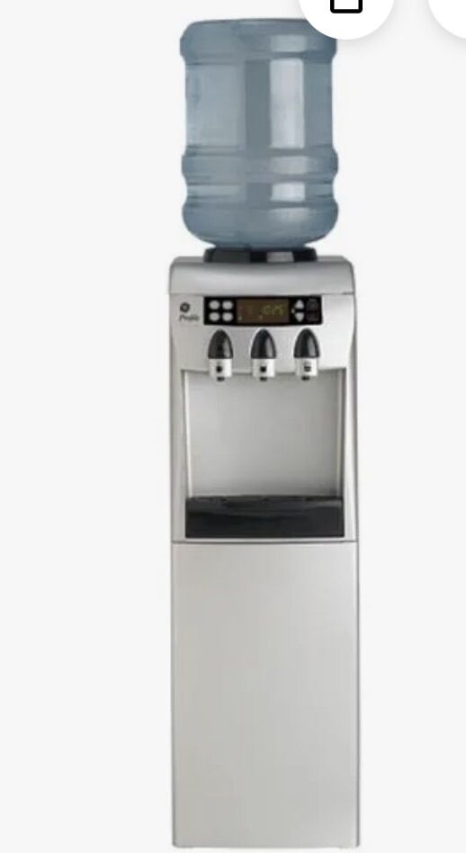 GE Water Hot And Cold Dispensor Frig