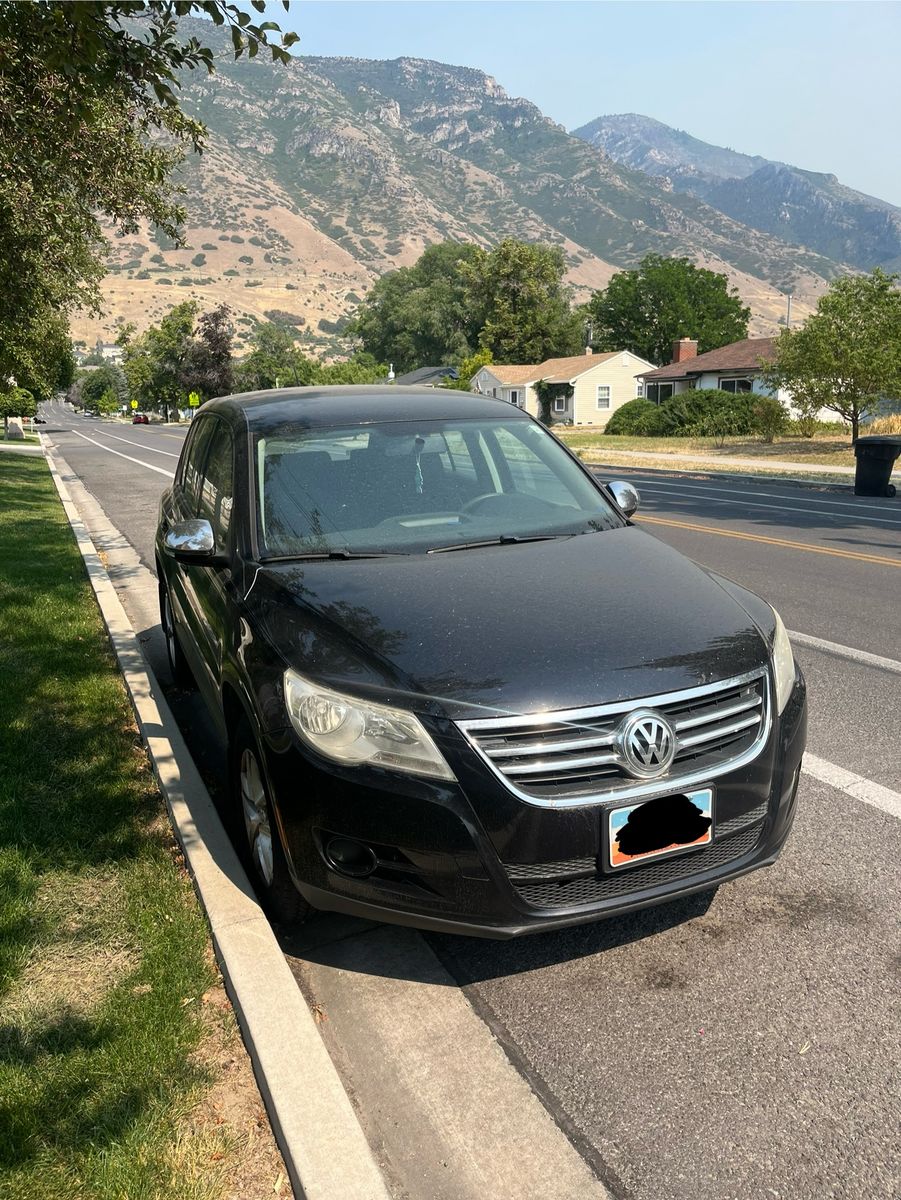 2011 Volkswagen Tiguan SEL 4Motion
