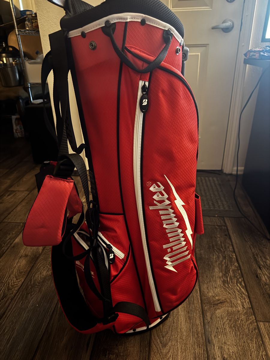 Milwaukee Golf Bag