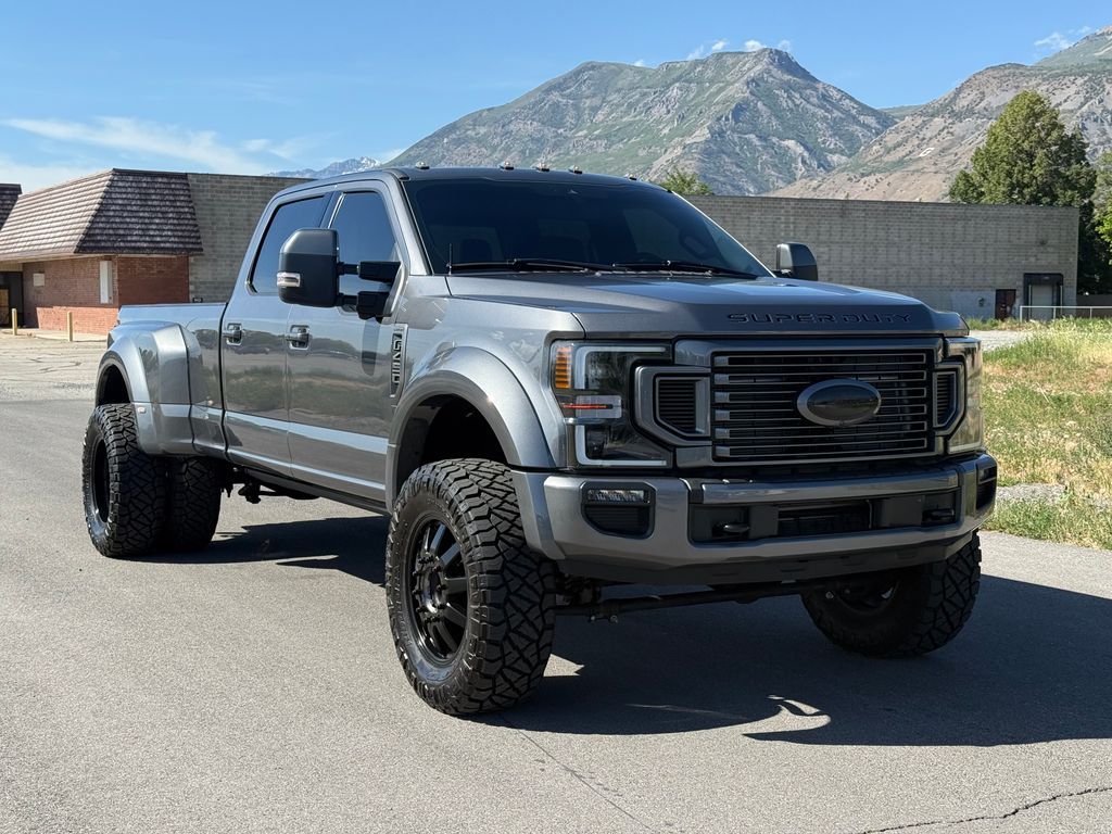 2022 Ford F-450 Lariat