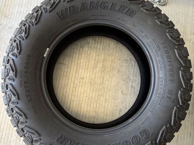 Set of 4 Goodyear Wrangler Territory MT Tires – LT275/65R18