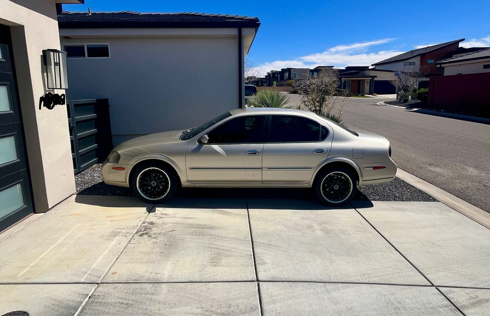 2000 NISSAN MAXIMA SE