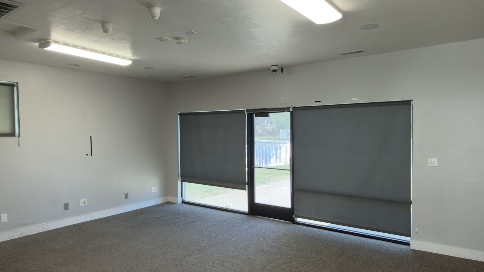 Main image 5