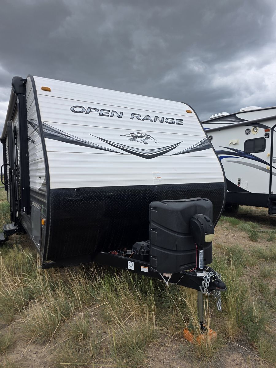 2021 Open Range 26 foot camper