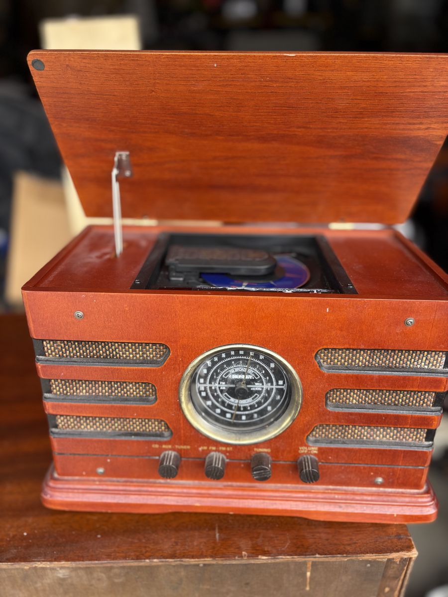 Modern Radio/cd player