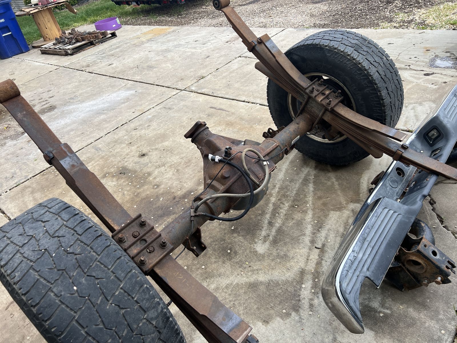 Dodge Ram 3500 HD rear axle