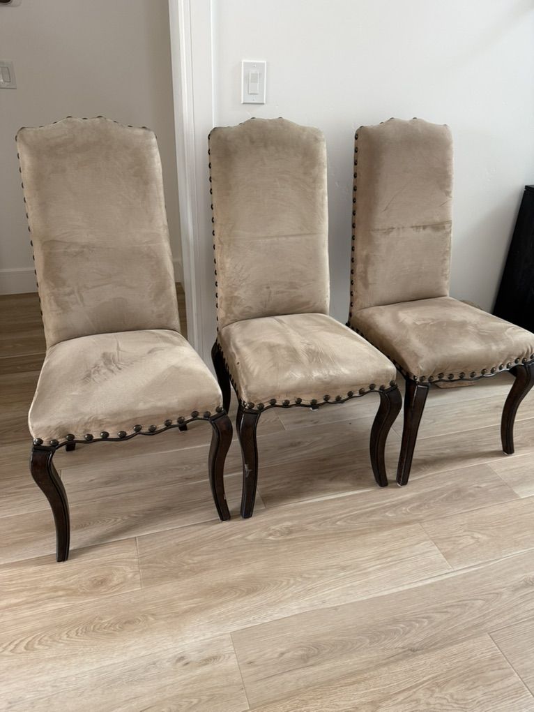 Set of 8 Pottery Barn Calais Chairs