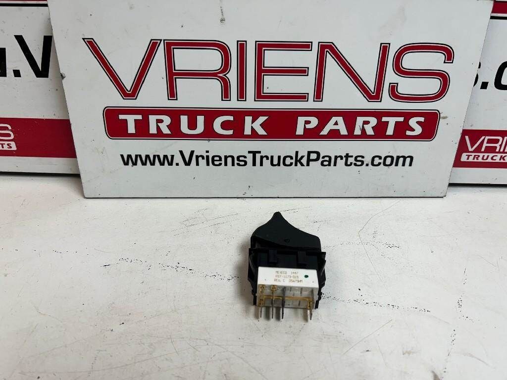 Kenworth Dashboard Switch