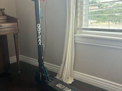 GOTRAX G2 Plus Electric Scooter - Black, Foldable Scooter with Charger