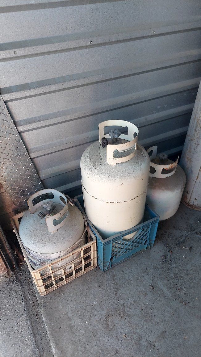 7 Propane Tanks / Bottles $200 for all