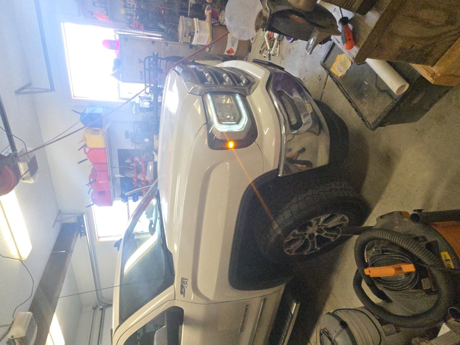 Main image 3