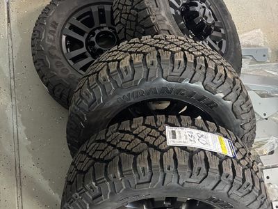 Ford 8 lug 8x170 wheels with 275/70R18 Duratrac Tires