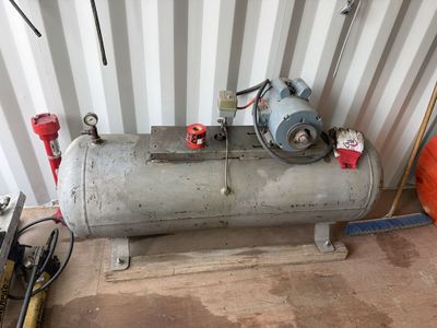 Leland-Faraday Farm Duty 80 Gallon 3HP 220V Single Phase Air Compressor