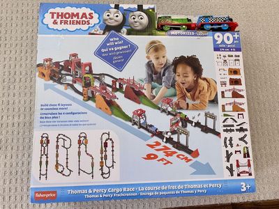 Thomas and Friends 90+ piece Train Set