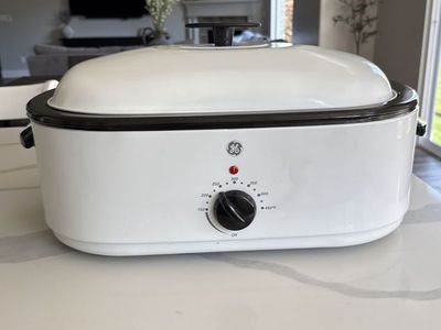 GE Roaster Oven with Buffet Server