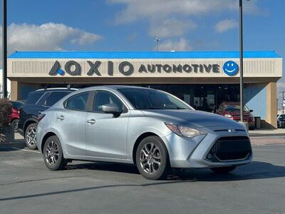 2019 Toyota Yaris LE