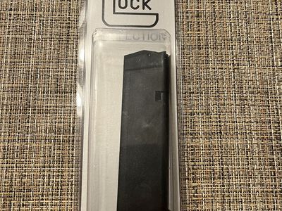 Glock 17 Gen 4 17 Round Factory Magazine