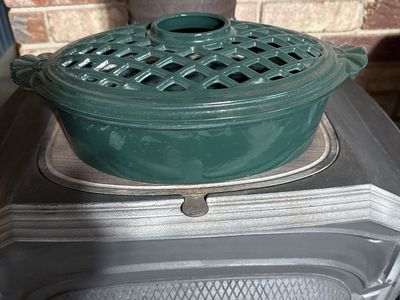 Vermont Castings Cast Iron Steamer/Humidifier - Green Lattice Top for Wood Stoves