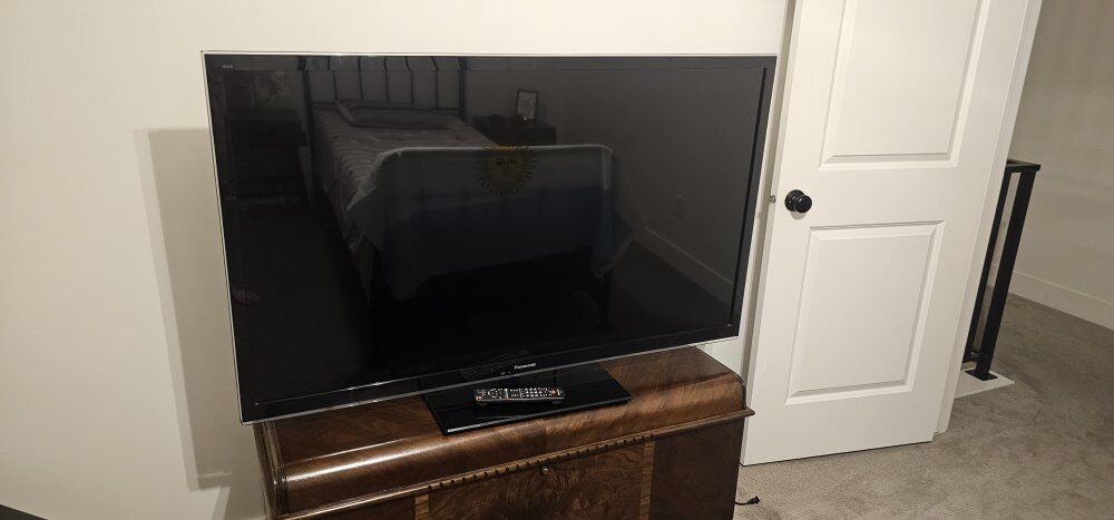 55" Panasonic TV