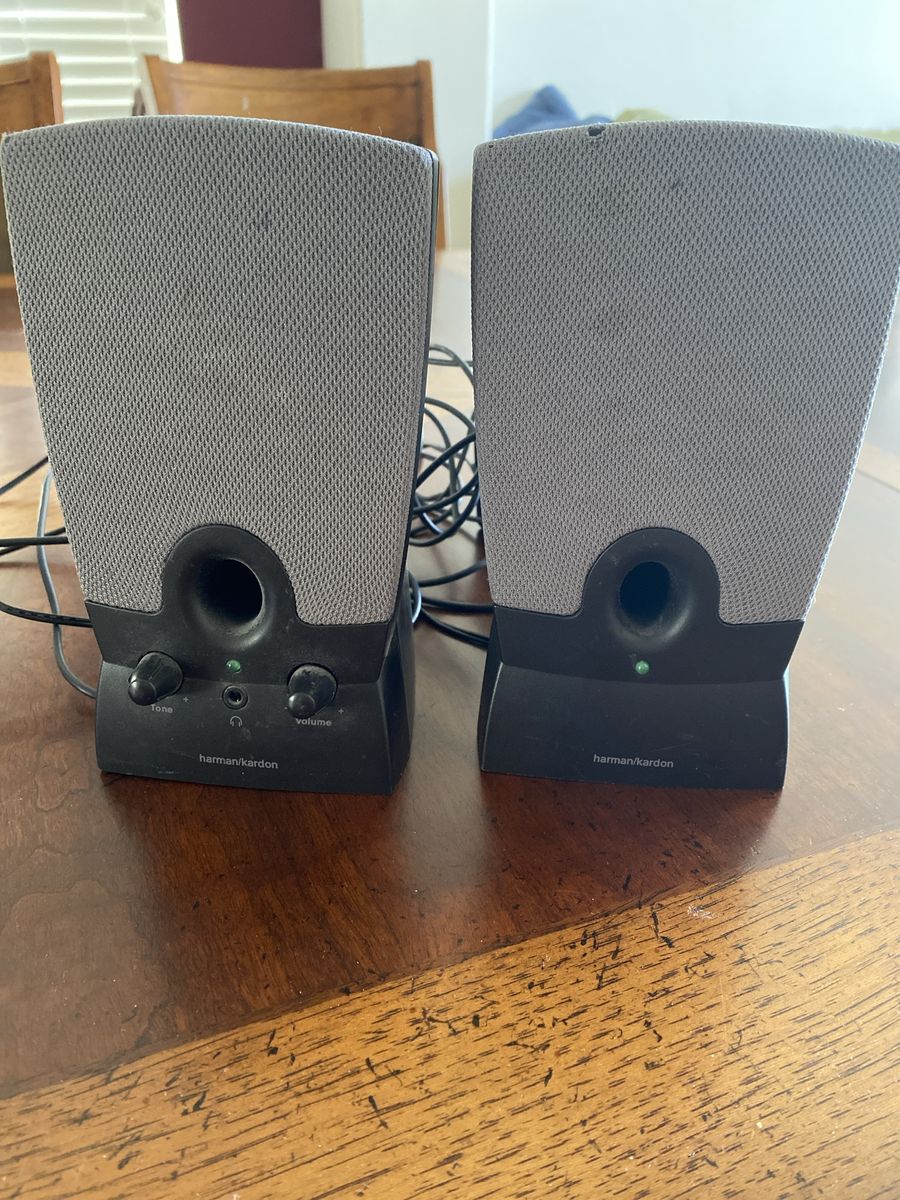 Multimedia Speaker System