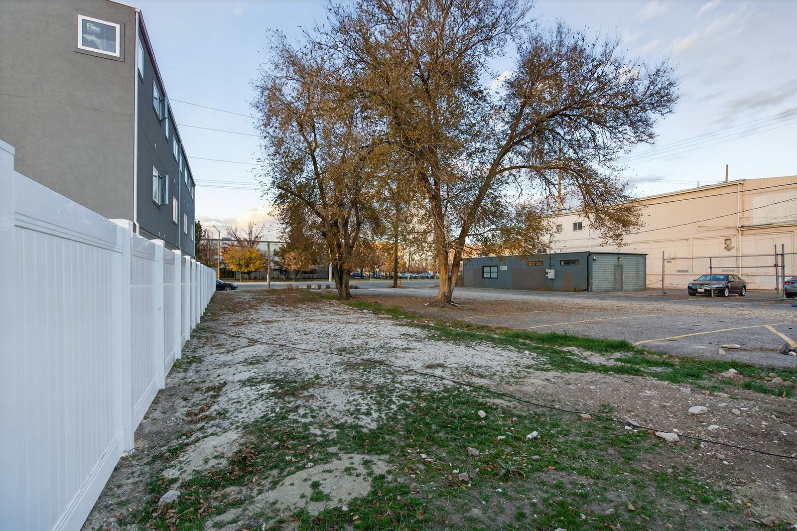 Main image 17