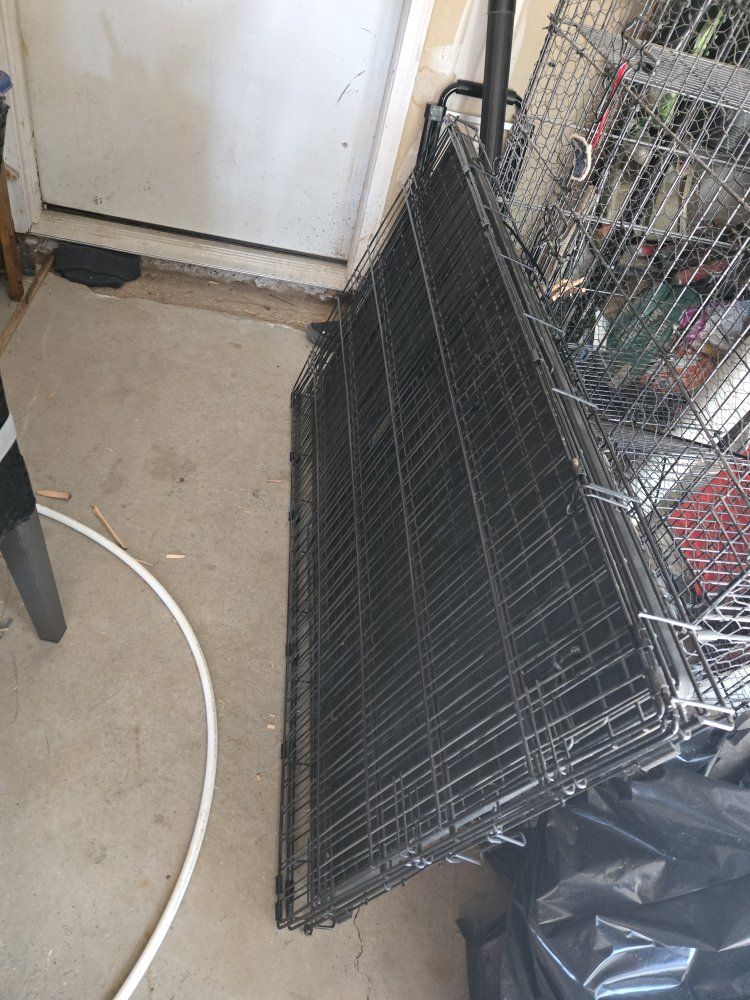 Lrg/XL foldable metal wire pet cage