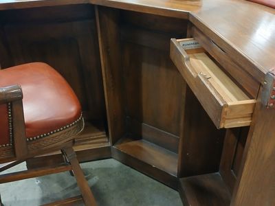 corner bar/desk