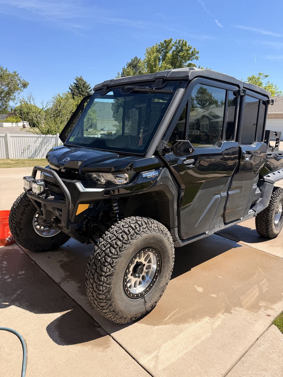 2023 Can-Am Defender with Turbo - Utility Vehicle