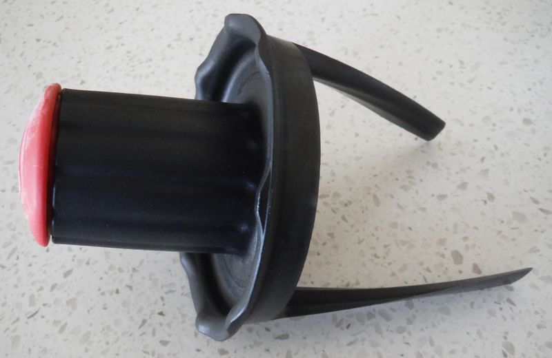 New Blendtec Commercial Scraper For Twister Jar Lid Part 40-243