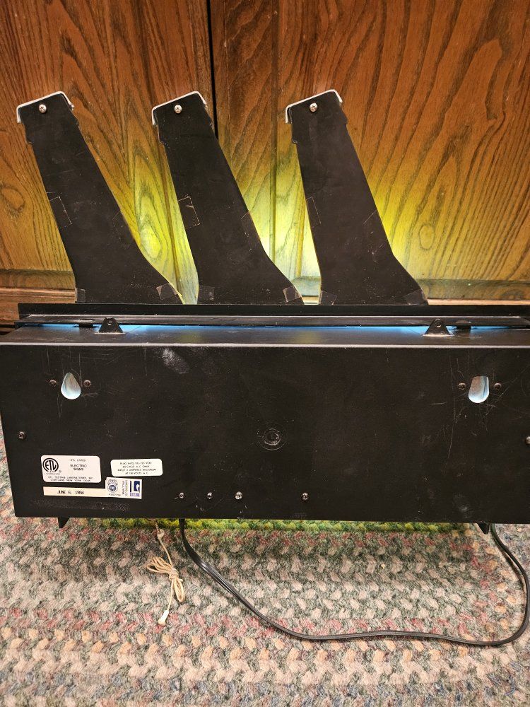 Main image 3